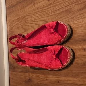 Bay Studio Red Wedge